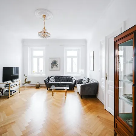 Apartamento Golf Elisabeth *