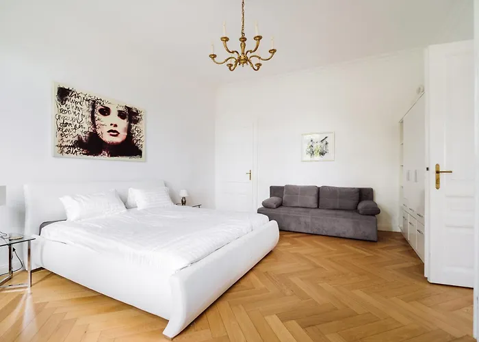 Golf Elisabeth * 마리안스케 라즈네